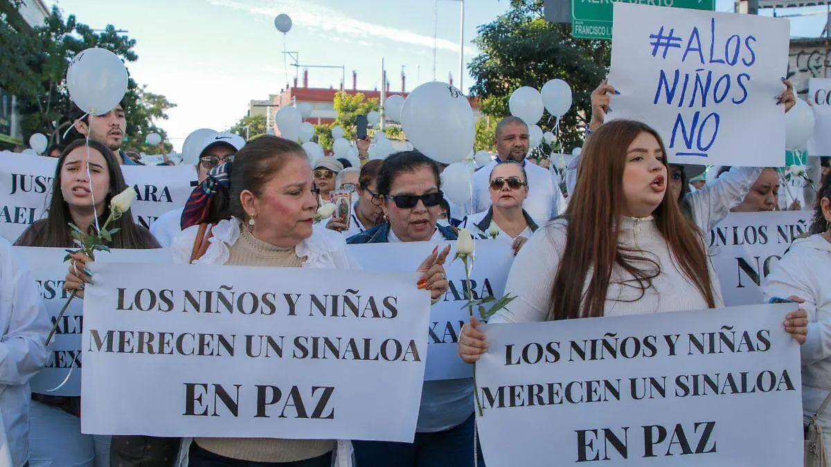 Marcha Sinaloa_niños asesinados_02